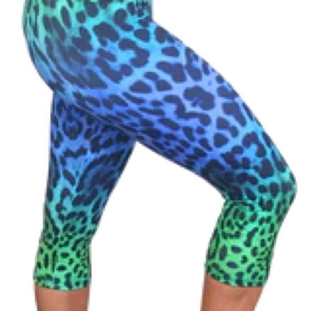 Moxie Women’s High Waisted Leopard Print Cropped Workout Leggings